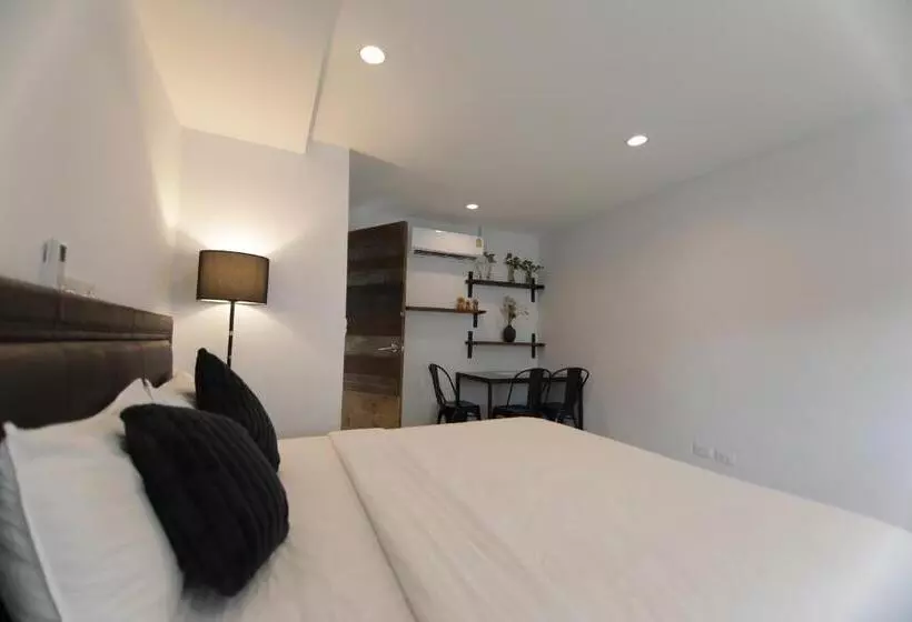 هتل Wire Bangkok Prakhanong