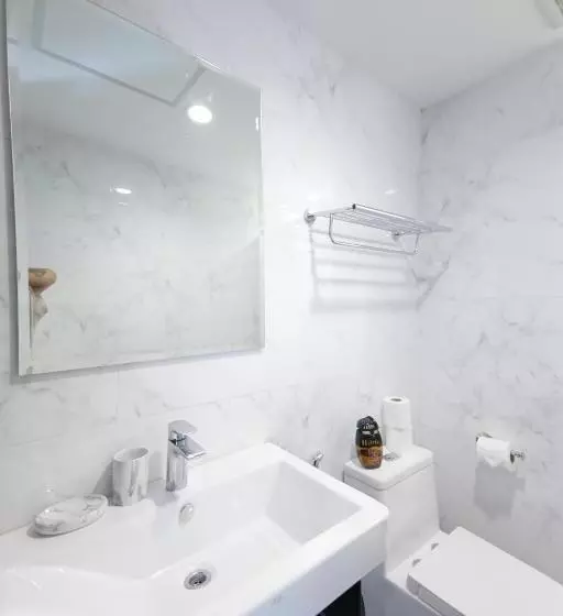 هتل Wire Bangkok Prakhanong