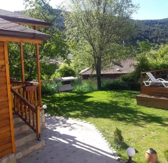 ペンション Guest House „ Mountain Rest“