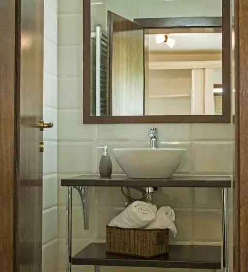 Majatalo I Love Bran House