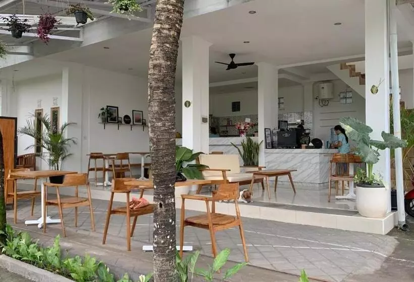 ペンション Kenan Cottage