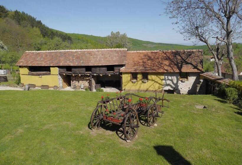 ペンション Oma S Hutte