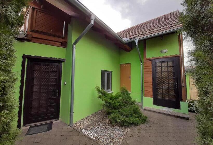 ペンション Penzion A Chatový Camp Havraníky U Np Podyjí