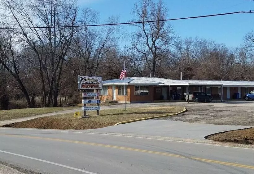 Windsor Crossroads Motel