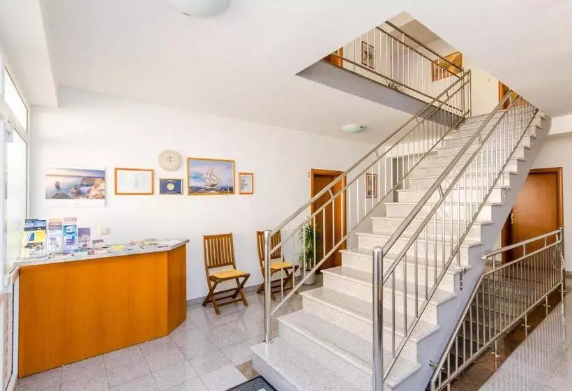 Apartments Villa Perla