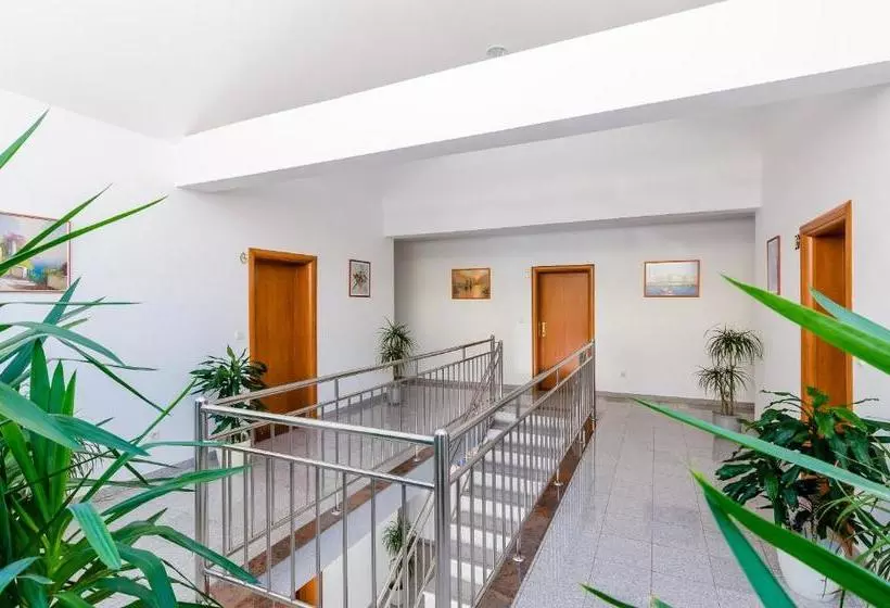 Apartments Villa Perla
