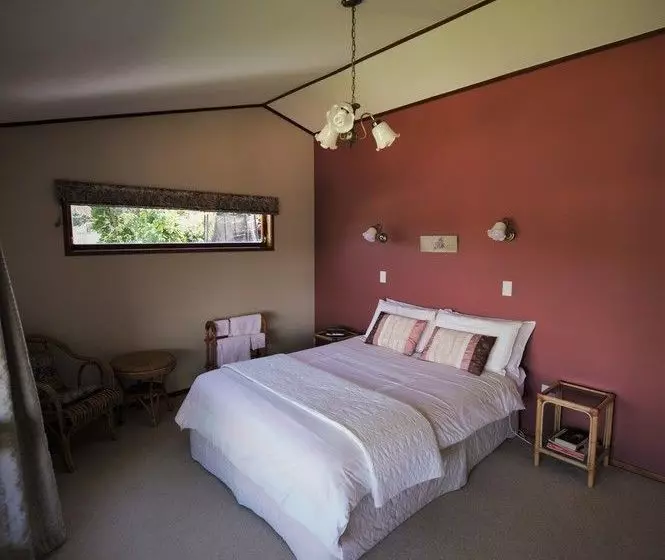 ベッドアンドブレックファースト Harbinger House Bed&Breakfast