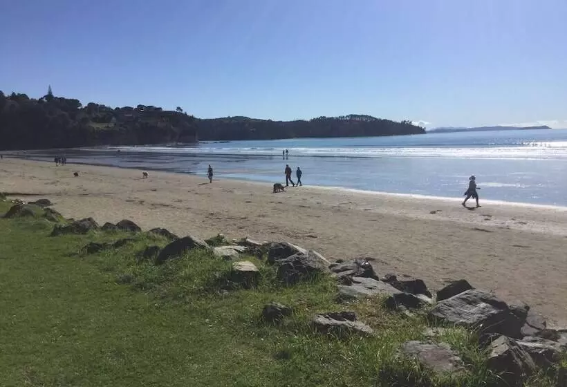 住宿加早餐  Orewa Beachside