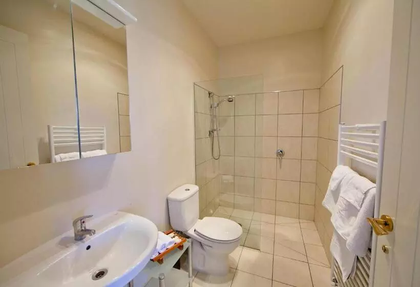 Bed and Breakfast Websters On Wanaka Lodge