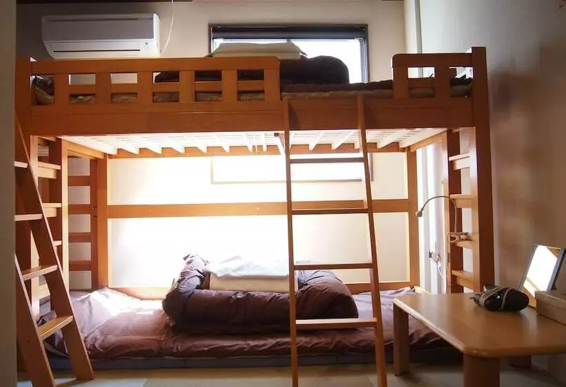 Fukuoka Hana Hostel