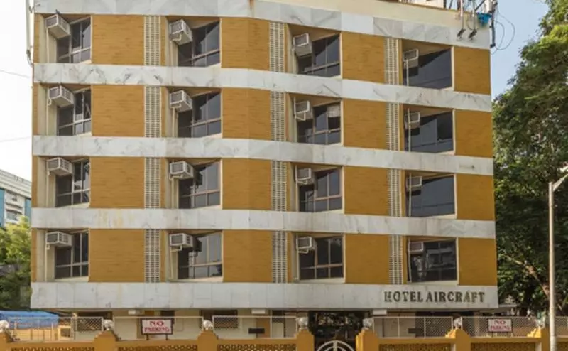 هتل Aircraft International