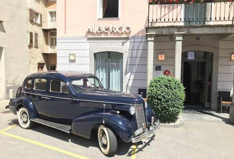 ホテル Albergo Croce Bianca