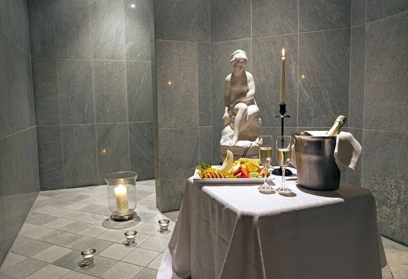 ホテル Albergo Croce Bianca