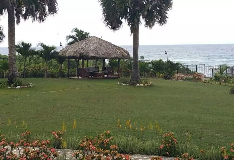 هتل El Quemaito   Luxury Oceanfront Retreat