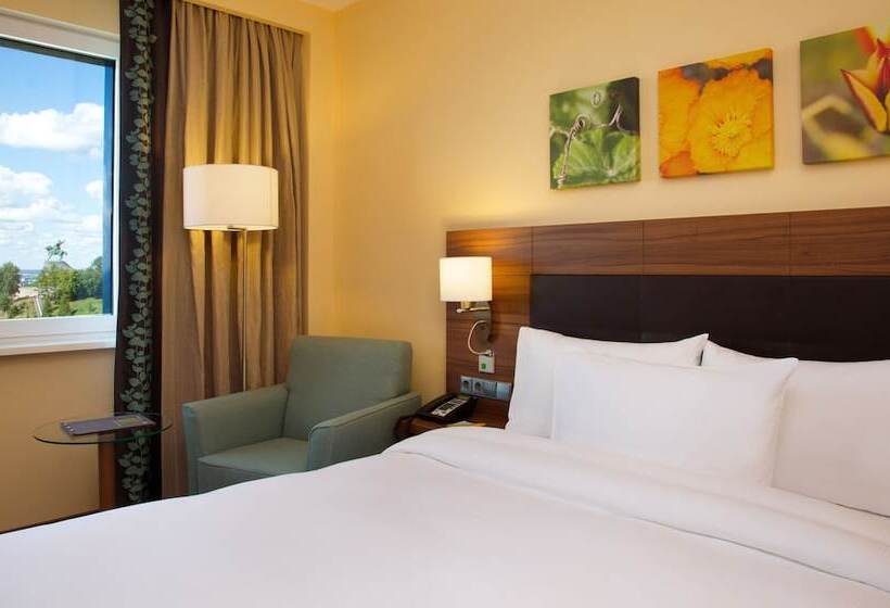 ホテル Hilton Garden Inn Ufa Riverside