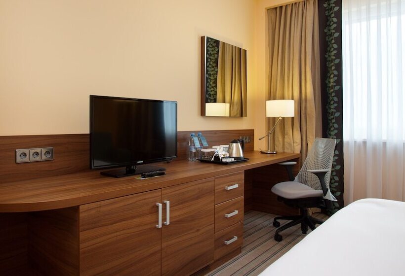 ホテル Hilton Garden Inn Ufa Riverside