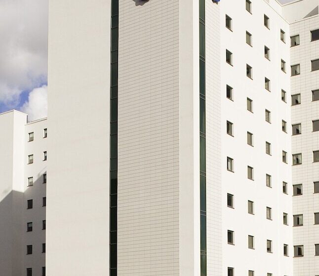 Отель Ibis Budget Birmingham Airport Terminal Building Nec