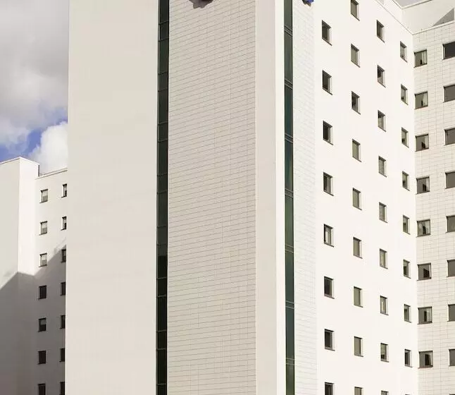 Отель Ibis Budget Birmingham Airport Terminal Building Nec