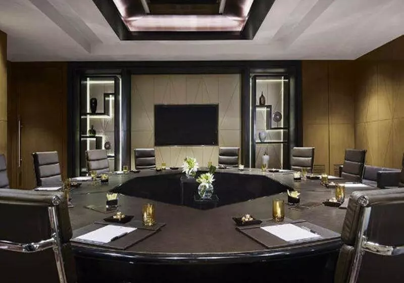 호텔 Jw Marriott Mumbai Sahar Airport