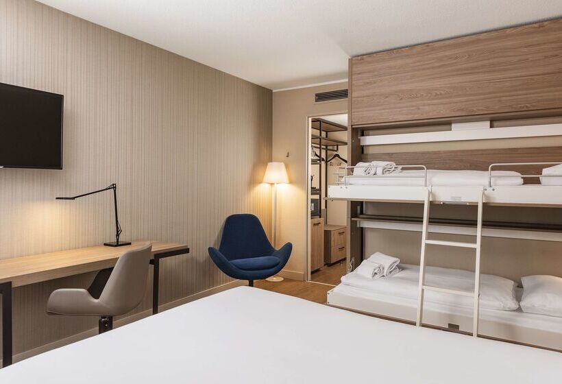 هتل NH Collection Porto Batalha