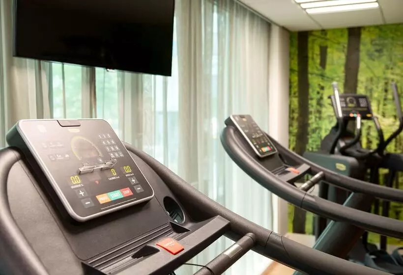 Hotel NH Collection Porto Batalha