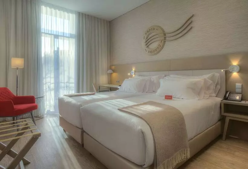 Hotel NH Collection Porto Batalha
