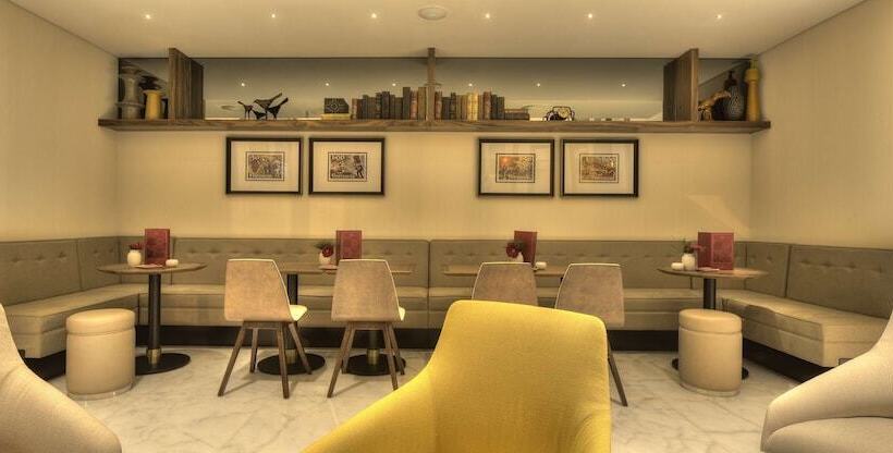 هتل NH Collection Porto Batalha