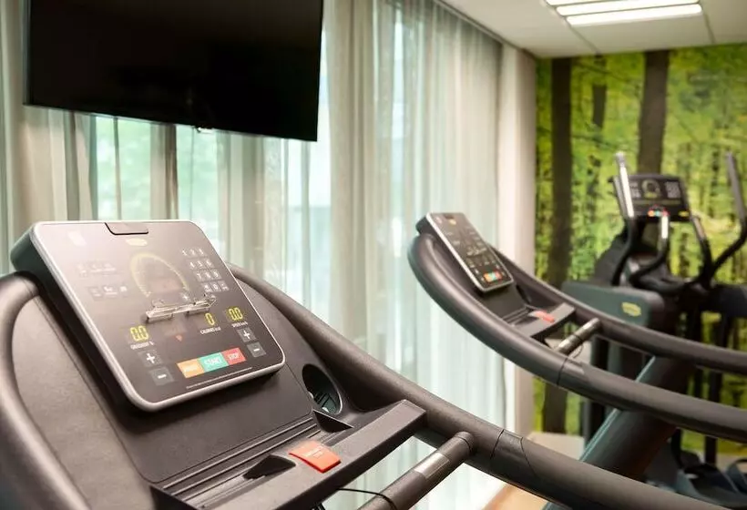 Hotel NH Collection Porto Batalha