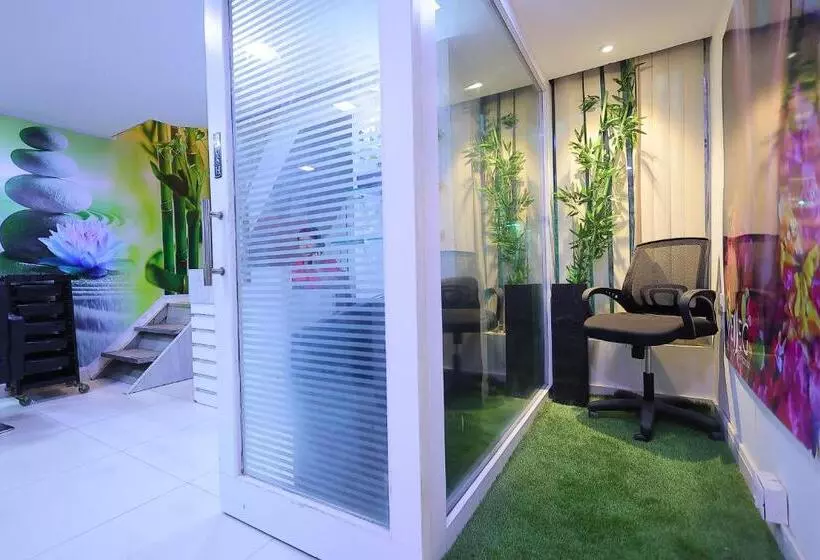 Отель Regenta Orko S Kolkata