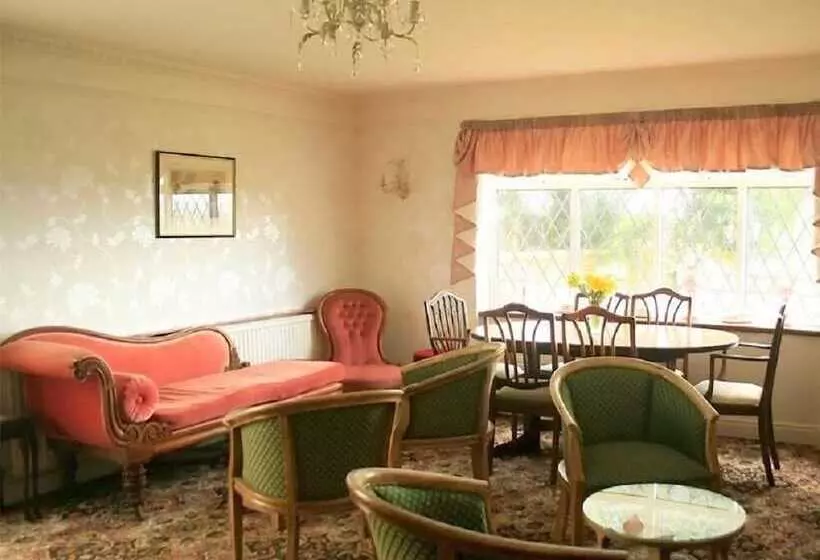 Kır Oteli Bessiestown Country Guesthouse