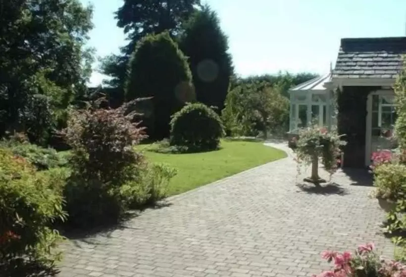 Kır Oteli Bessiestown Country Guesthouse