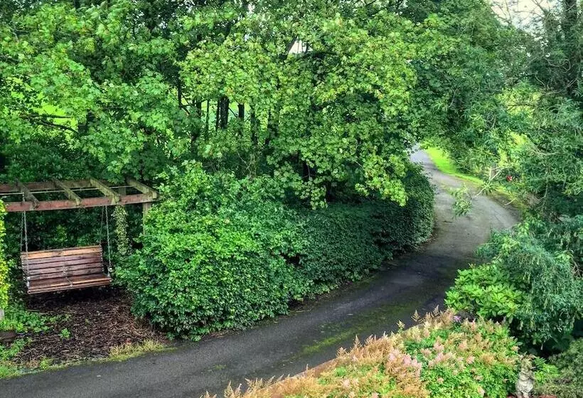 Kır Oteli Bessiestown Country Guesthouse