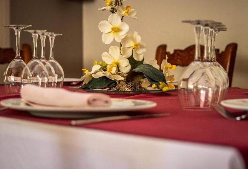 교외 호텔 Hostal Rural El Nacimiento