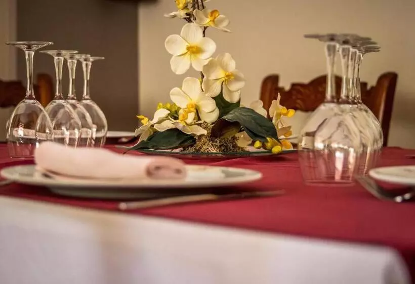 田舎風ホテル Hostal Rural El Nacimiento