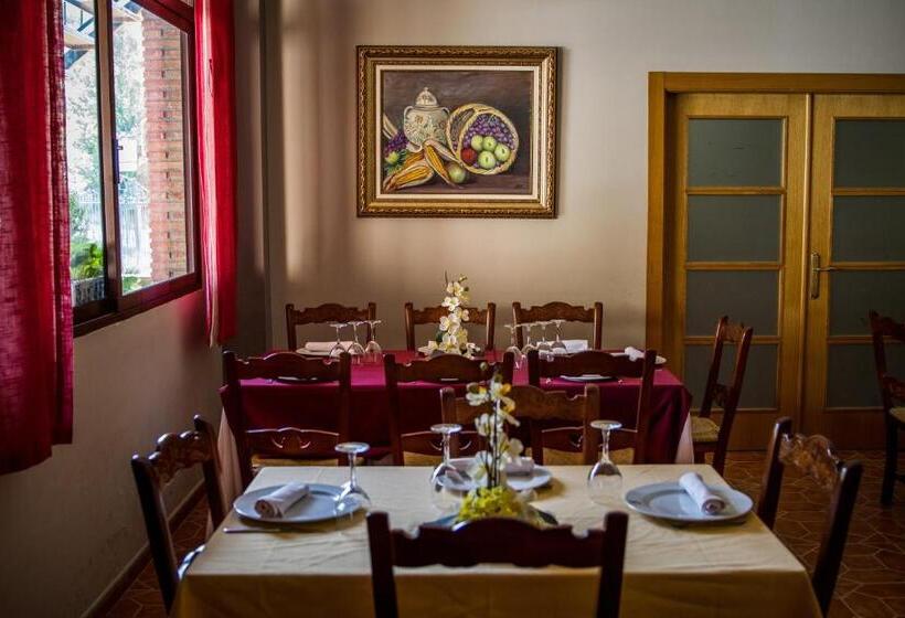 교외 호텔 Hostal Rural El Nacimiento