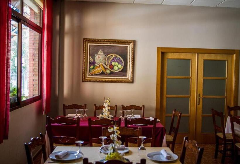 교외 호텔 Hostal Rural El Nacimiento