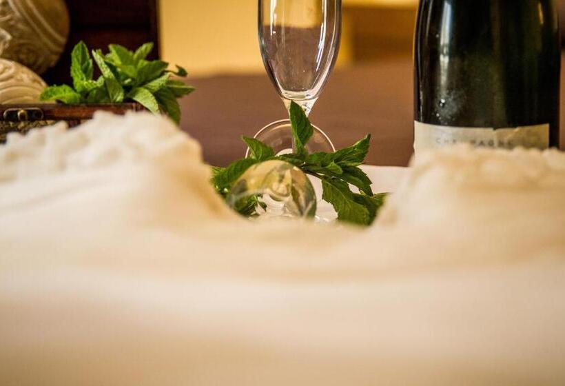 교외 호텔 Hostal Rural El Nacimiento