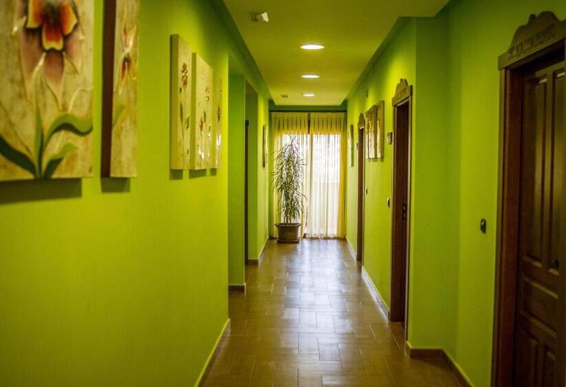 교외 호텔 Hostal Rural El Nacimiento