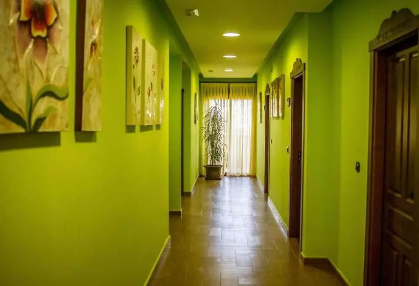 田舎風ホテル Hostal Rural El Nacimiento