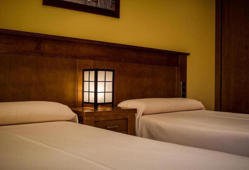 교외 호텔 Hostal Rural El Nacimiento