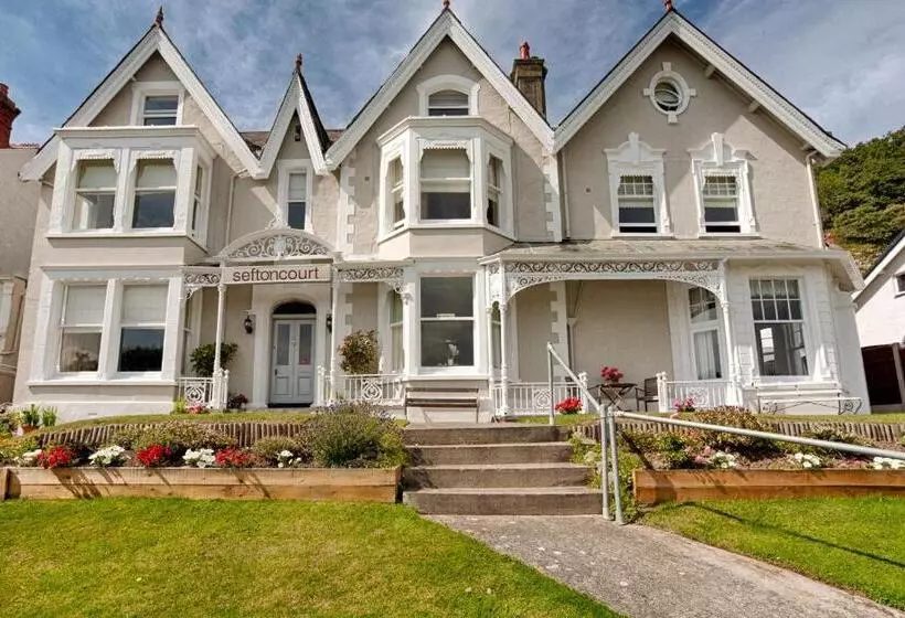 호텔 Sefton Court