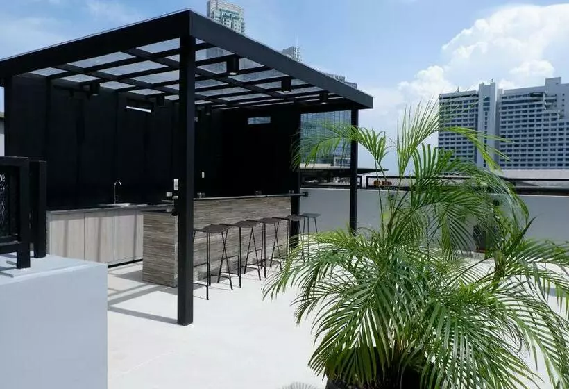 Hotel The Charter House