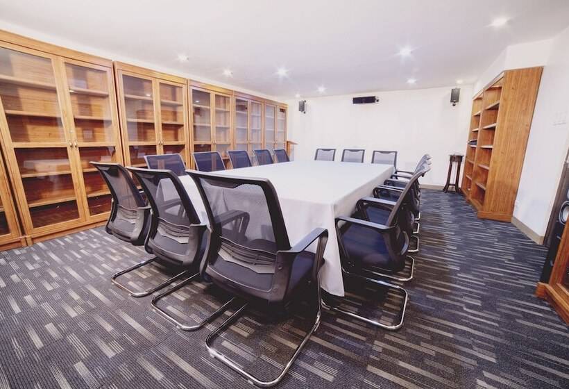 Hotel The Charter House