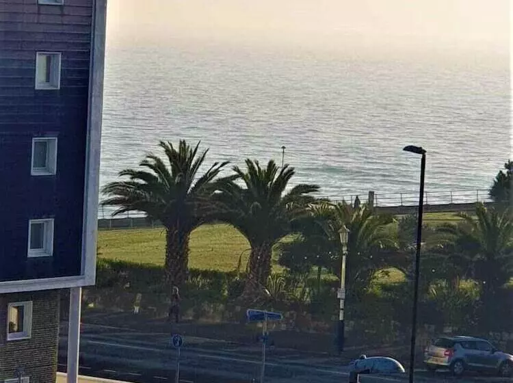 ホテル The Ellesmere