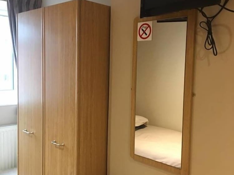 Отель The Fitzwilliam