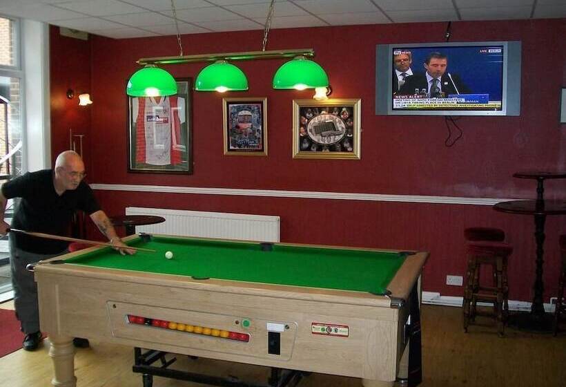 Отель The Fitzwilliam