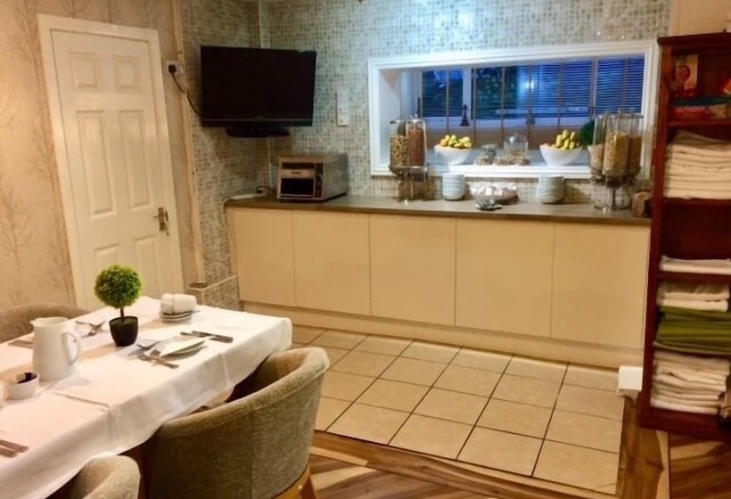 ホテル The Fylde International Guest House