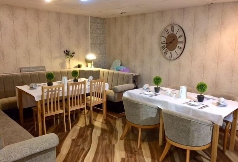 ホテル The Fylde International Guest House