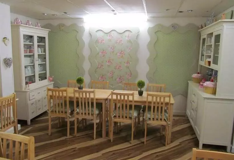 בית מלון כפרי The Fylde International Guest House