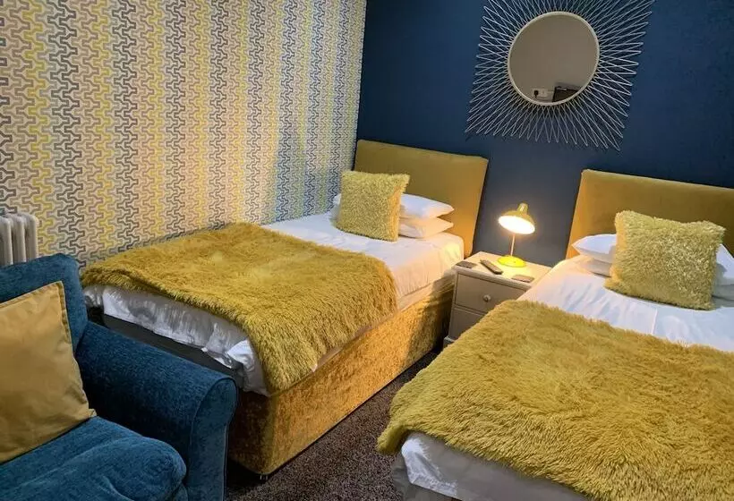 בית מלון כפרי The Fylde International Guest House